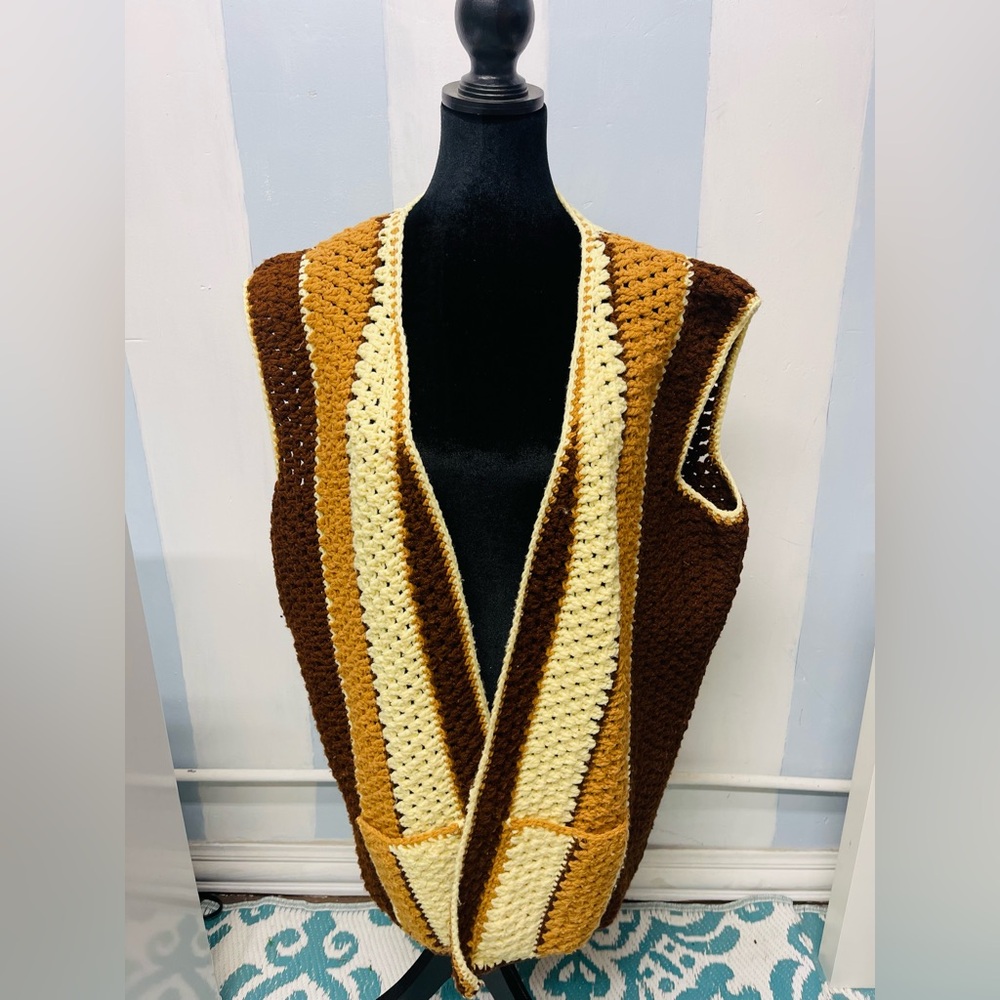 Vintage 70s handmade crochet vest